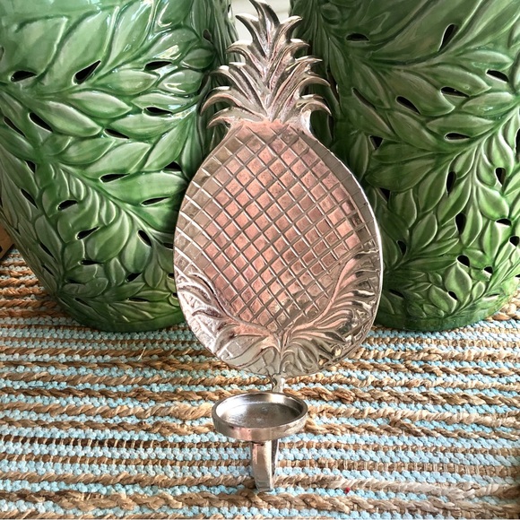 New! Large Silver Metal Hawaiian Pineapple Candle Holder/Sconce - Picture 2 of 10